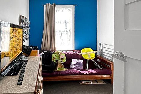 Photo of property in 24 Railway Crescent, Masterton, 5810