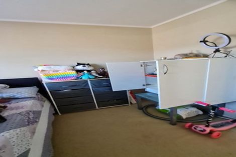 Photo of property in 2/86 Carruth Road, Papatoetoe, Auckland, 2025