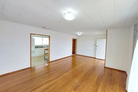 Photo of property in 125 Cascades Road, Pakuranga Heights, Auckland, 2010