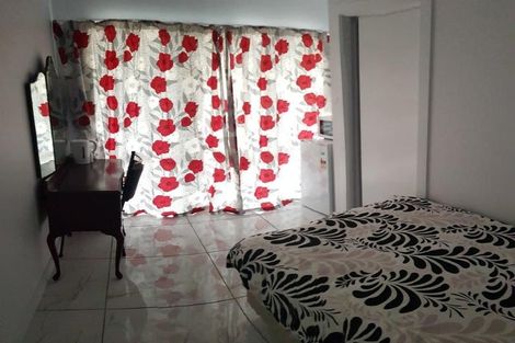 Photo of property in 37 Parkstone Avenue, Ilam, Christchurch, 8041