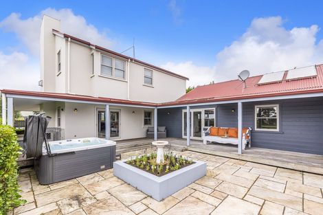Photo of property in 225 Te Horo Hautere Cross Road, Hautere, Otaki, 5582