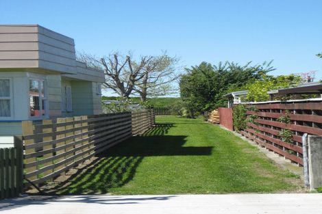 Photo of property in 22 Waipuna Street, Mayfield, Blenheim, 7201