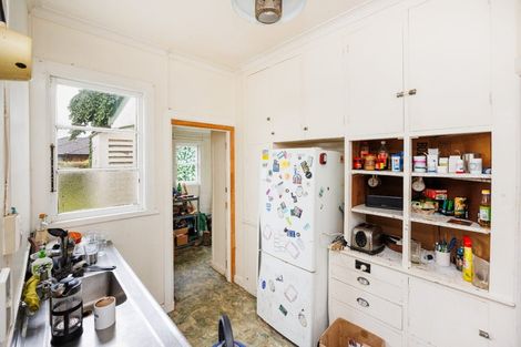 Photo of property in 28-30 Rawhiti Avenue, Palmerston North, 4410