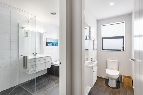 Photo of property in 69 Kotuku Drive, Paraparaumu Beach, Paraparaumu, 5032