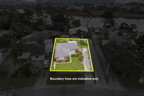 Photo of property in 30 Abbotleigh Avenue, Te Atatu Peninsula, Auckland, 0610