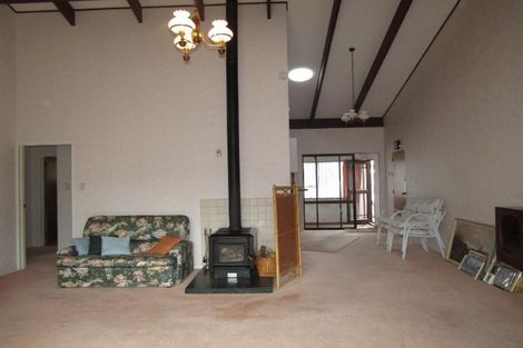 Photo of property in 1/10 Reeves Road, Acacia Bay, Taupo, 3330