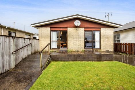 Photo of property in 19a Karamu Street, Strandon, New Plymouth, 4312