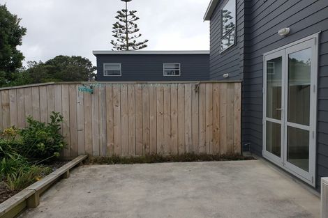 Photo of property in 8a Opapa Street, Titahi Bay, Porirua, 5022