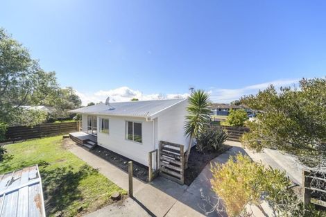 Photo of property in 52a Newton Place, Westbrook, Palmerston North, 4412