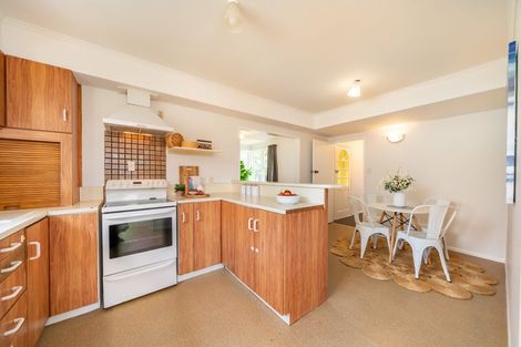 Photo of property in 35 Routley Crescent, Elderslea, Upper Hutt, 5018