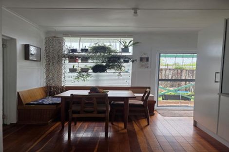 Photo of property in 1b Farnworth Avenue, Holdens Bay, Rotorua, 3010