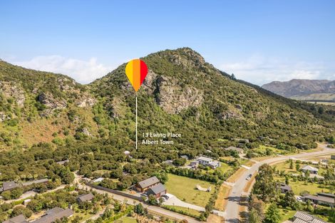 Photo of property in Manuka Grove, 13 Ewing Place, Albert Town, Wanaka, 9305