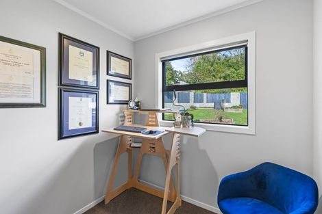 Photo of property in 14 Oldham Place, Browns Bay, Auckland, 0630