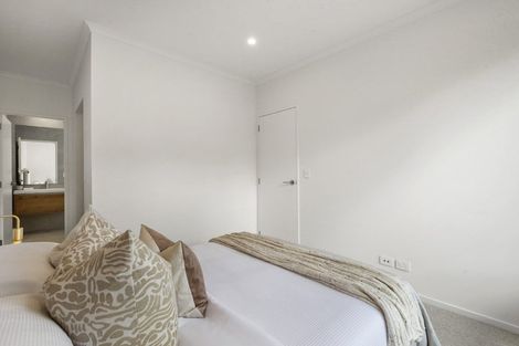 Photo of property in 36b Kukuwai Avenue, Red Beach, 0932