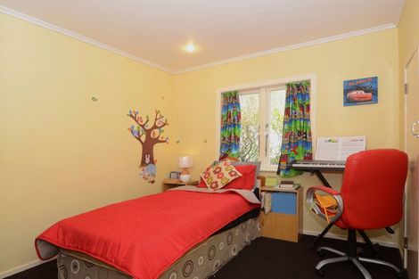 Photo of property in 27 Moire Road, Massey, Auckland, 0614