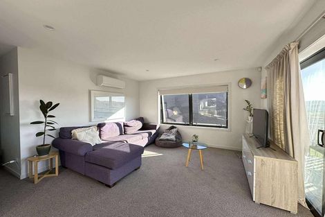Photo of property in 8/38 Jane Maree Road, Kumeu, 0810