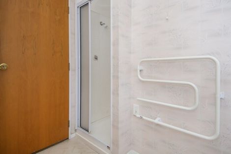 Photo of property in 1/24 Fourth Avenue, Tauranga, 3110