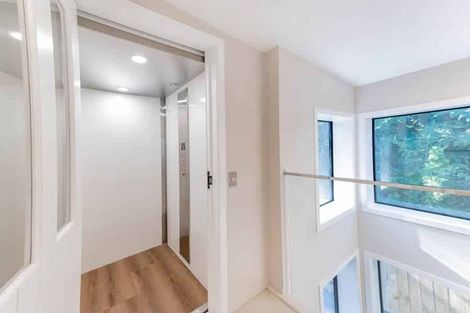 Photo of property in 6b Waikowhai Road, Mount Roskill, Auckland, 1041