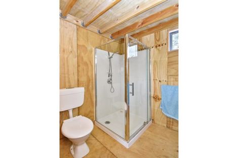 Photo of property in 21 Westside Road, Port Waikato, Tuakau, 2695