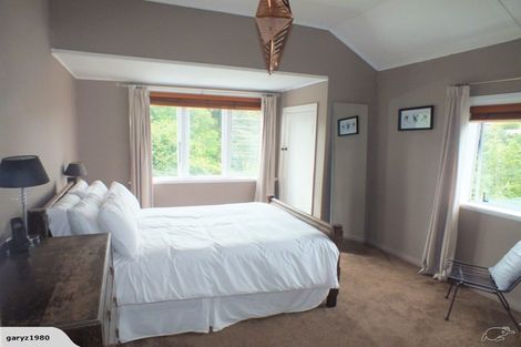 Photo of property in 22 Enfield Road, Hospital Hill, Napier, 4110