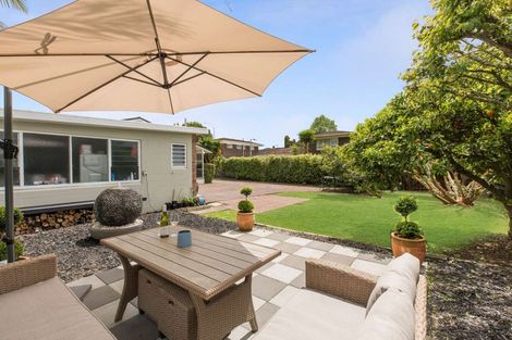 Photo of property in 328 Great South Road, Opaheke, Papakura, 2113