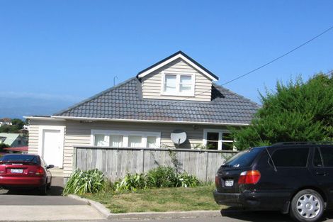 Photo of property in 30 Mandalay Terrace, Khandallah, Wellington, 6035