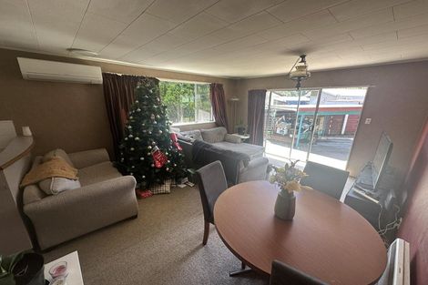 Photo of property in 1/1a Sequoia Place, Maoribank, Upper Hutt, 5018