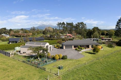 Photo of property in 8 Pitt Road, Hillsborough, New Plymouth, 4372