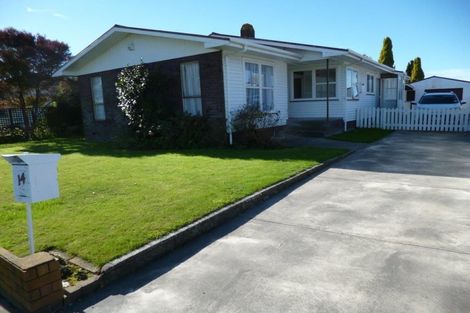 Photo of property in 14 Allen Berry Avenue, Pirimai, Napier, 4112