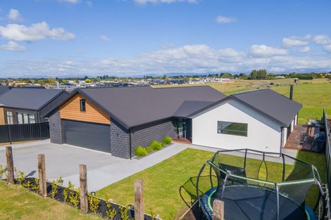 Photo of property in 14 Gimbal Place, Gleniti, Timaru, 7910