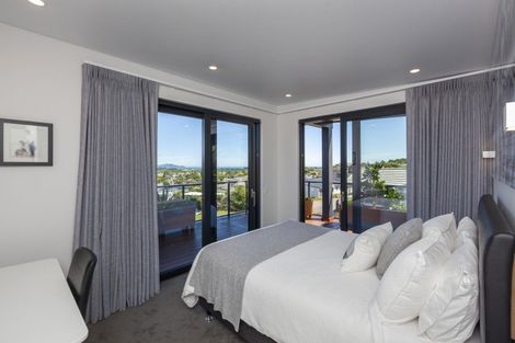 Photo of property in 101 Kakariki Grove, Waikanae, 5036