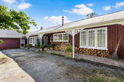 Photo of property in 98 Hanham Road, Kumeu, 0891