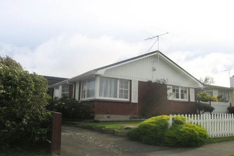 Photo of property in 19 Cedar Street, Maungaraki, Lower Hutt, 5010