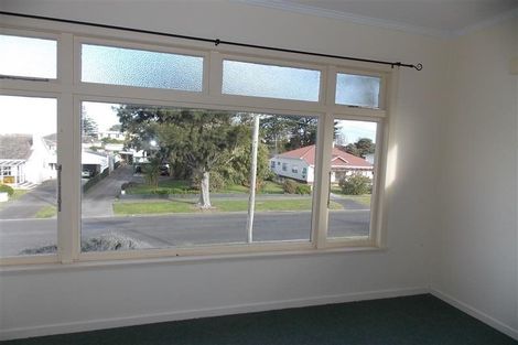 Photo of property in 34 Konini Street, Tawhero, Whanganui, 4501