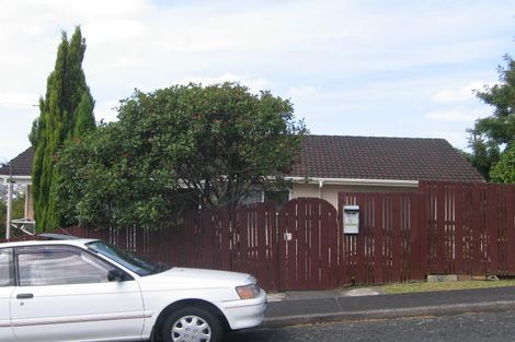 Photo of property in 1/1 Celeste Place, Totara Vale, Auckland, 0627