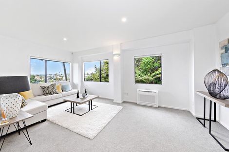 Photo of property in 2/38a Seaview Avenue, Northcote, Auckland, 0627
