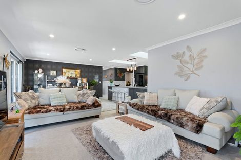 Photo of property in 14 Deans Place, Amberley, 7410