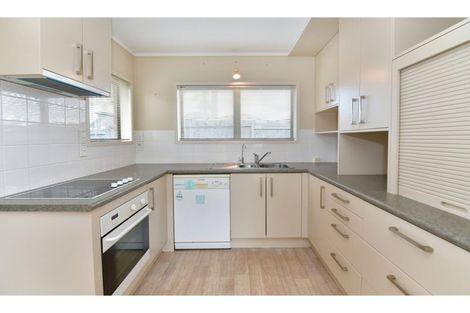 Photo of property in 178b Centreway Road, Orewa, 0931