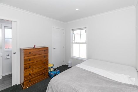 Photo of property in 9 Cameron Road, Hamilton East, Hamilton, 3216