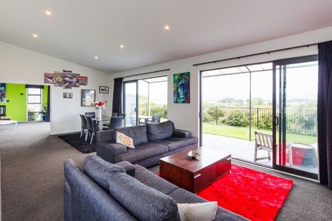 Photo of property in 10 Morocco Terrace, Kelvin Grove, Palmerston North, 4414