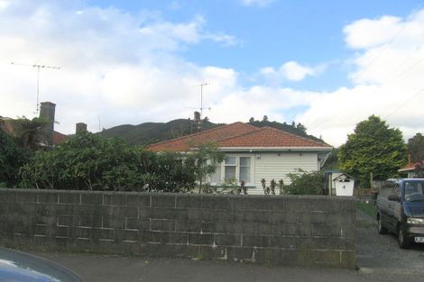 Photo of property in 147 Main Road, Wainuiomata, Lower Hutt, 5014
