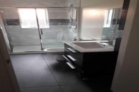 Photo of property in 59 Robin Brooke Drive, Flat Bush, Auckland, 2019