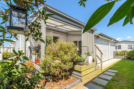 Photo of property in 11 Kamahi Crescent, Papamoa Beach, Papamoa, 3118