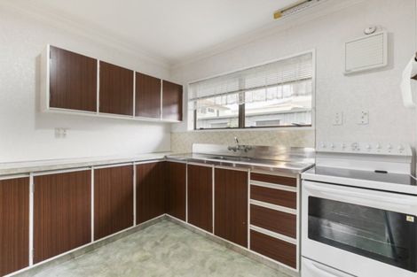 Photo of property in 124a Edgecumbe Road, Tauranga South, Tauranga, 3112