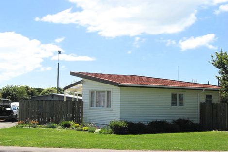 Photo of property in 82 Ohoka Road, Kaiapoi, 7630