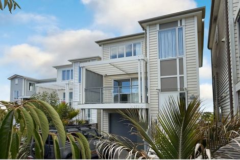 Photo of property in 7 Panakenake Way, Flat Bush, Auckland, 2019