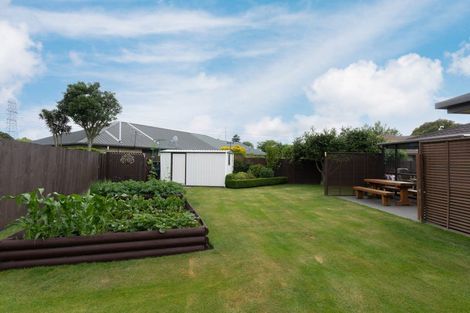 Photo of property in 21 Peebles Drive, Hei Hei, Christchurch, 8042