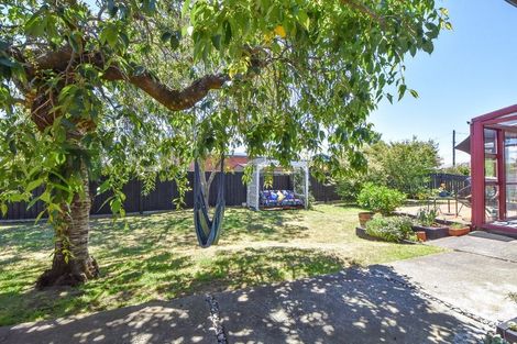 Photo of property in 22 Victoria Street, Carterton, 5713