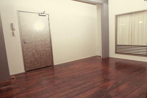 Photo of property in 20 Egmont Street, Te Aro, Wellington, 6011