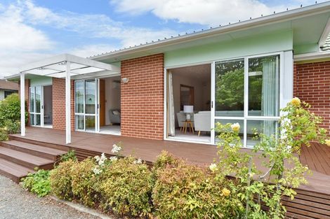 Photo of property in 16 Larch Place, Casebrook, Christchurch, 8051